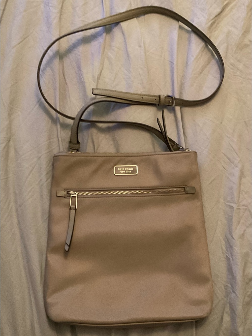 RARE Y2K Kate Spade New York Taupe Nylon Crossbody PRISTINE Plaque Quiet Luxury